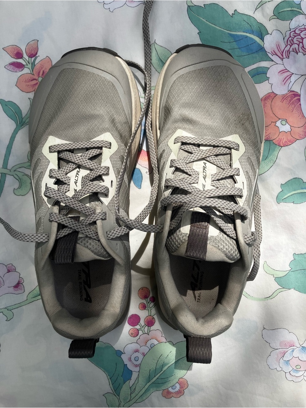 Altra lone peak 9